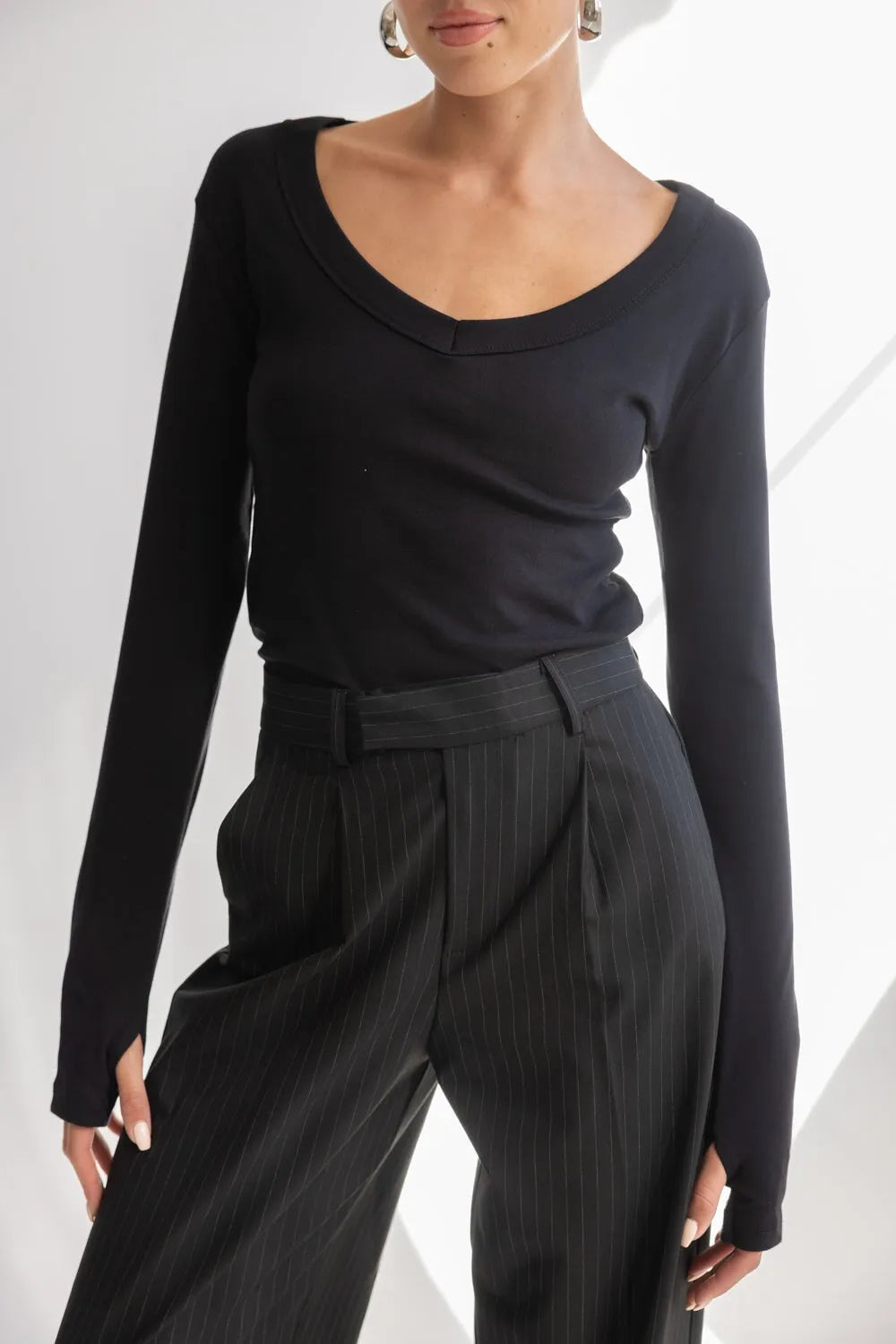 חולצת בייסיק וי כפפה TwentySix Black One Size