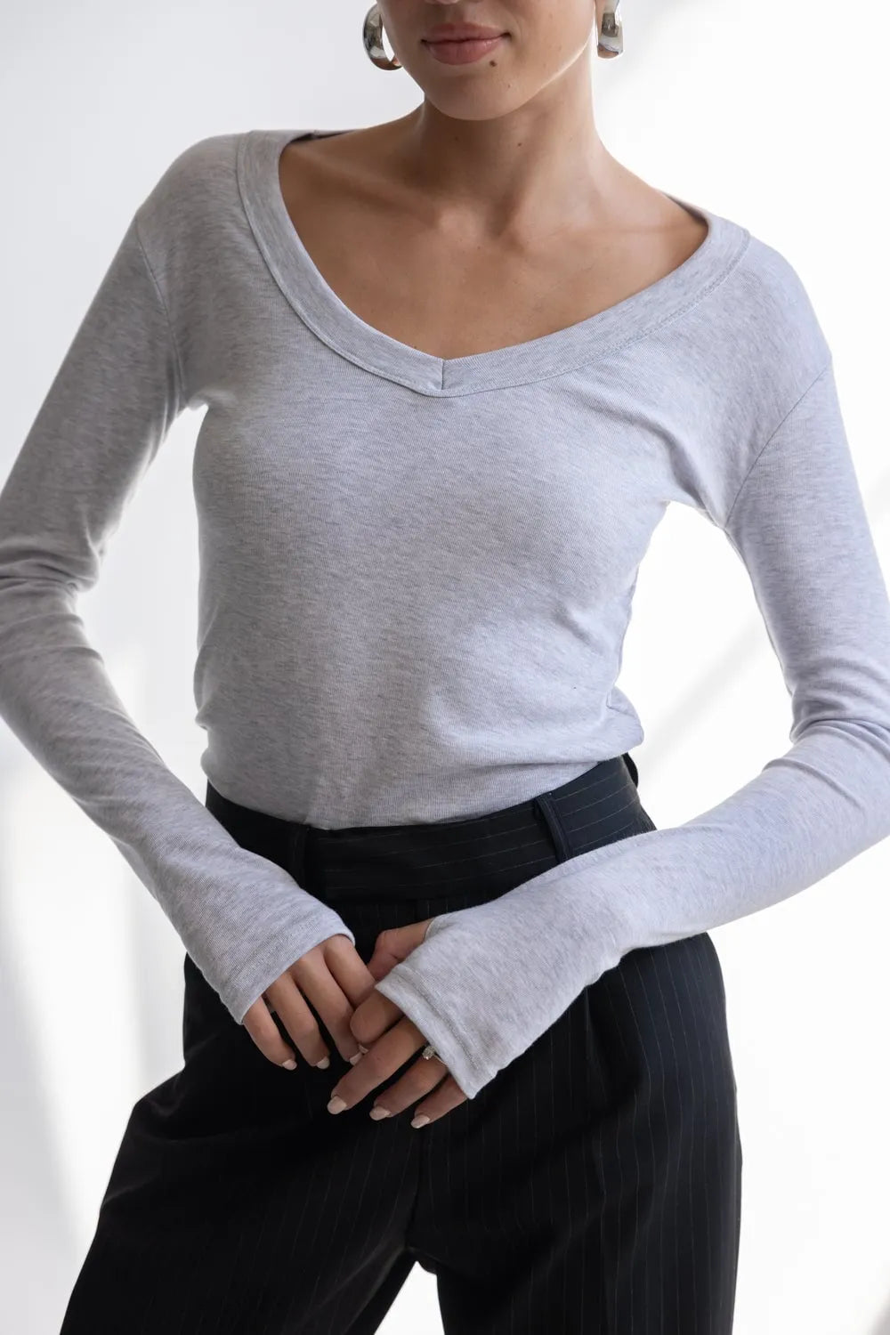 חולצת בייסיק וי כפפה TwentySix Grey One Size