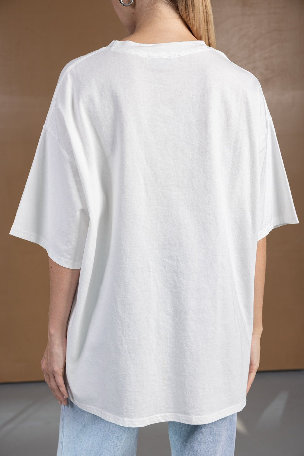 חולצת טי שירט לבנה אוברסייז לנשים עם שרוולים קצרים, בגדי קז'ואל אופנתיים