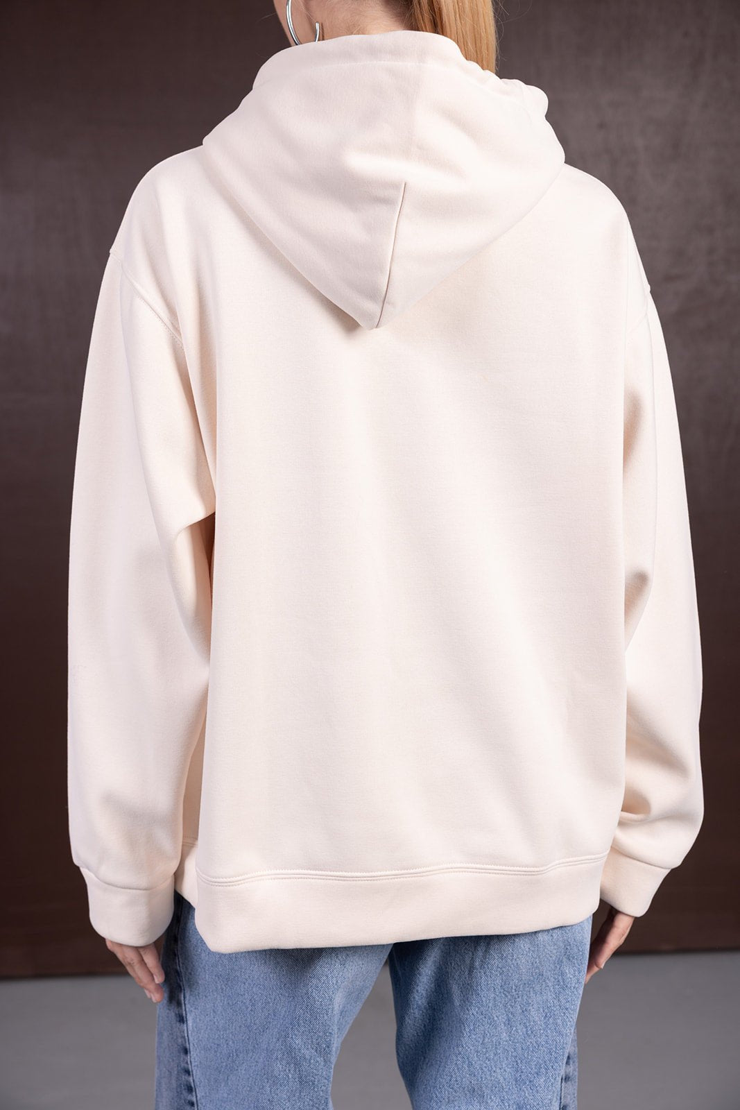 סווטשירט LONDON | קרם - TwentySix