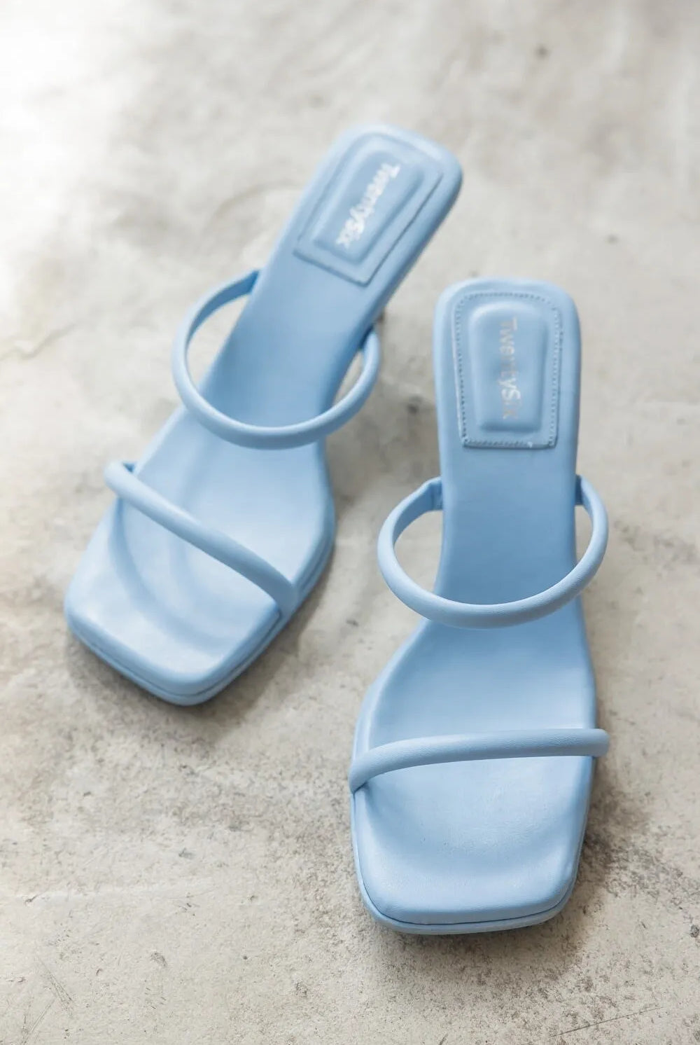 סנדל מרשל תכלת TwentySix