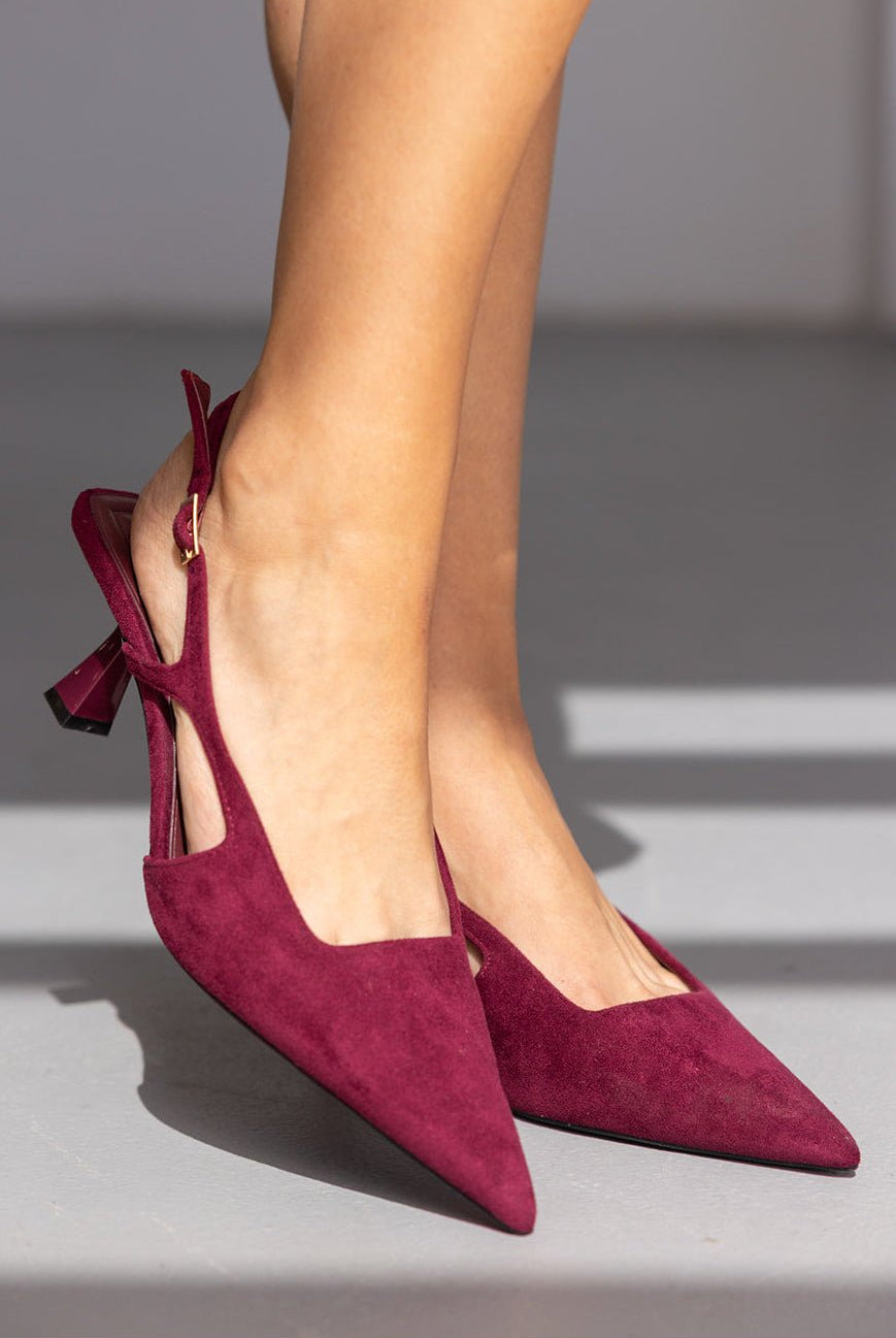 נעלי עקב סגול יין לנשים, סגנון אלגנטי עם קצה מחודד ועקב נמוך