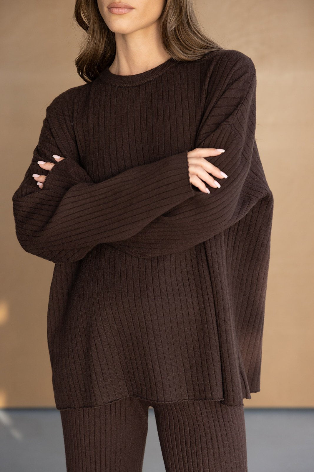 סט ביגוד נשים חורפי, סוודר וחולצה ארוכה מצמר חום כהה, אופנה לנערות