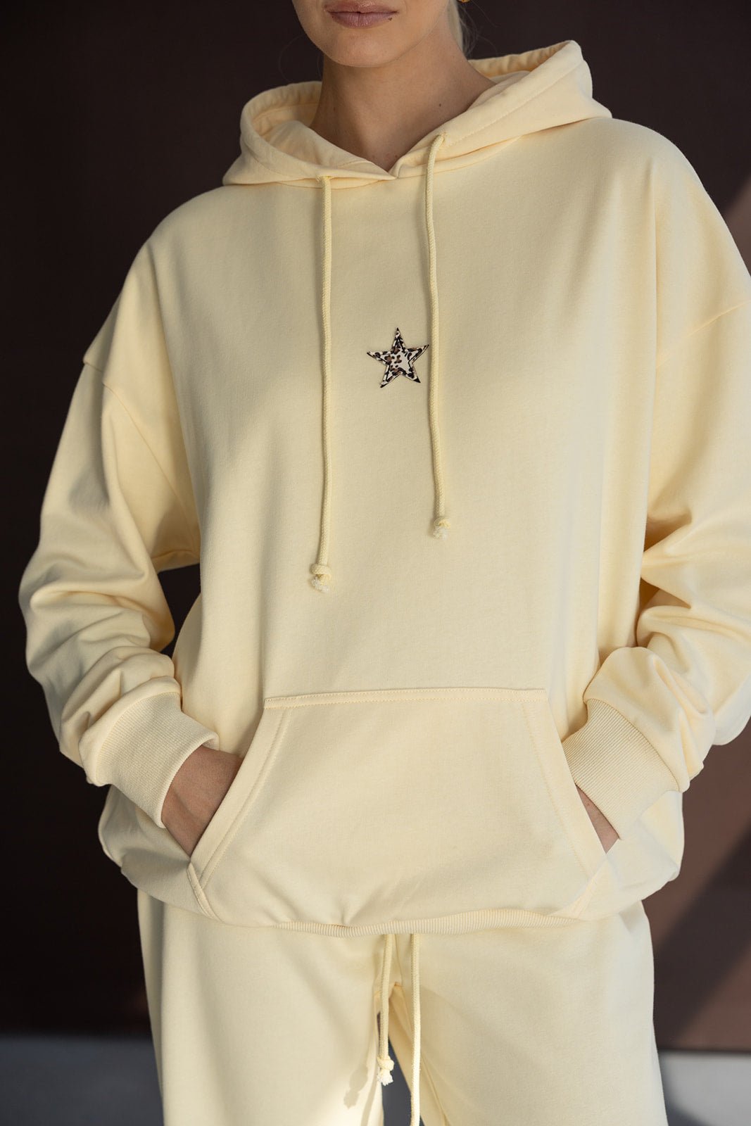 סווטשירט מתיו - TwentySix