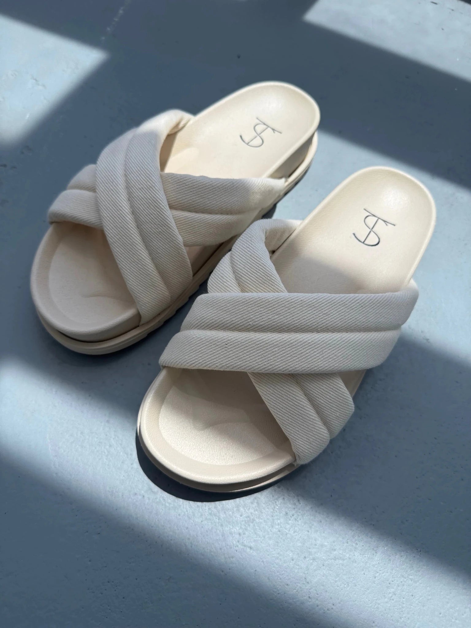 כפכף ג'ינס איקס בז' TwentySix