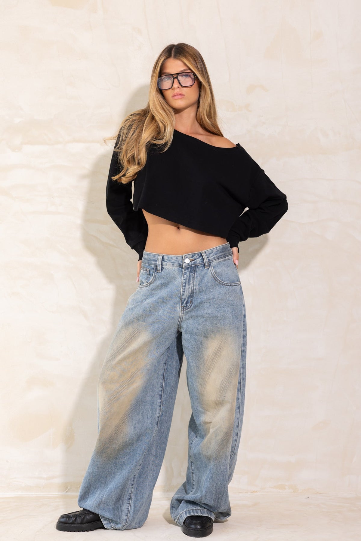 חולצת ויוי | שחורה