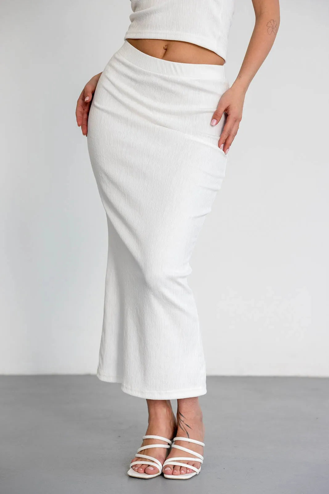 חצאית דנבר TwentySix White One Size 