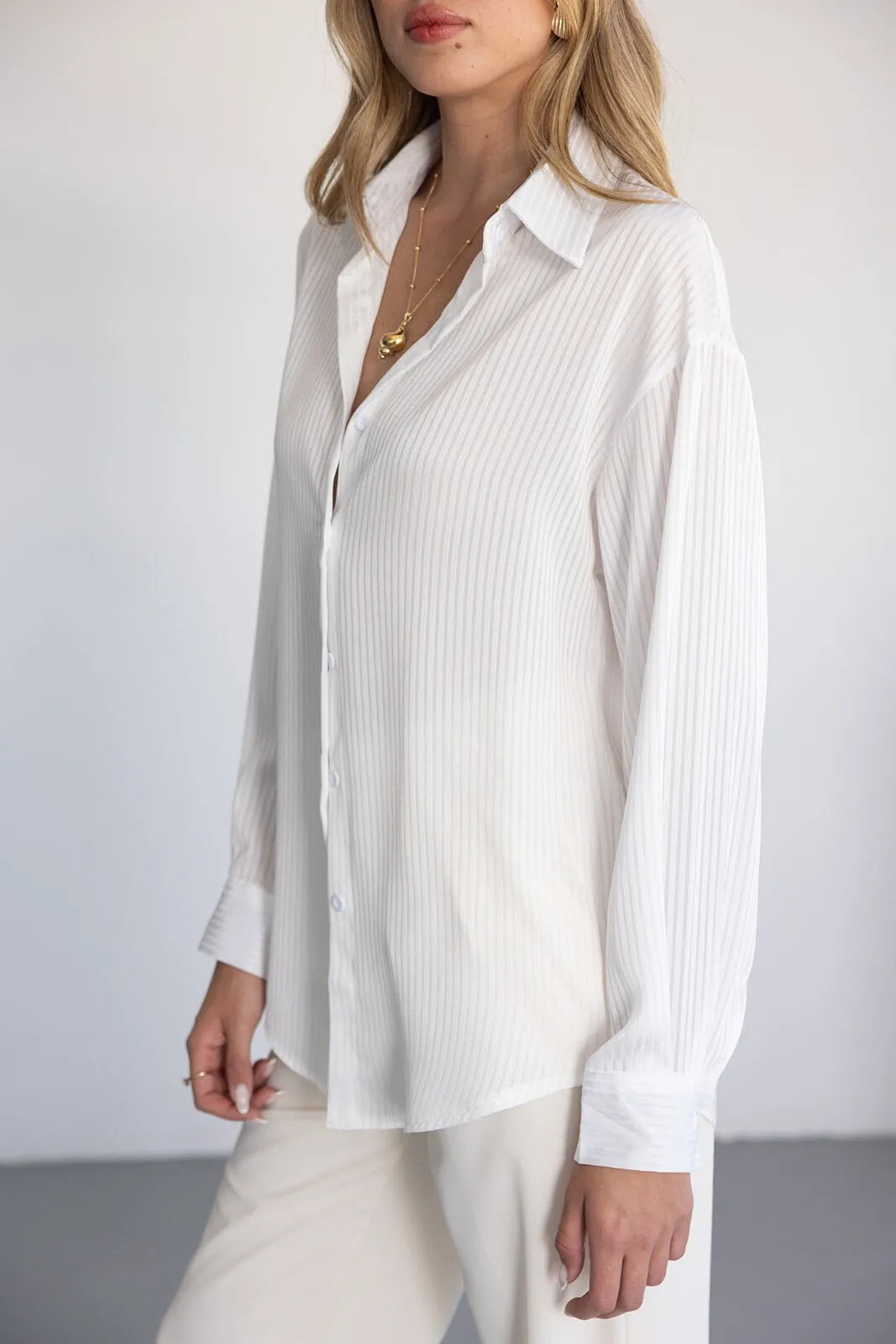 חולצת סאטן מישל TwentySix White One Size 