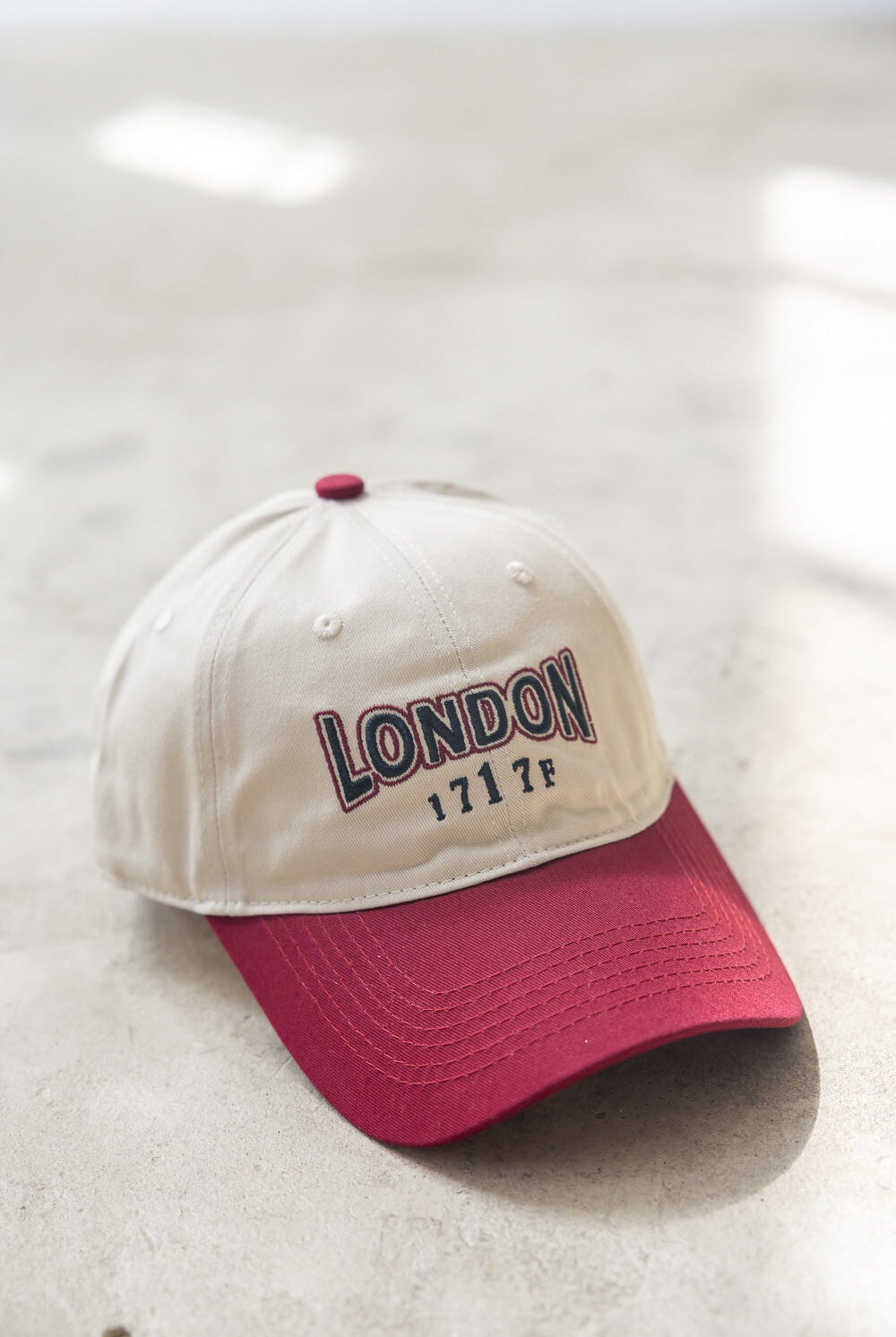 כובע לונדון TwentySix 