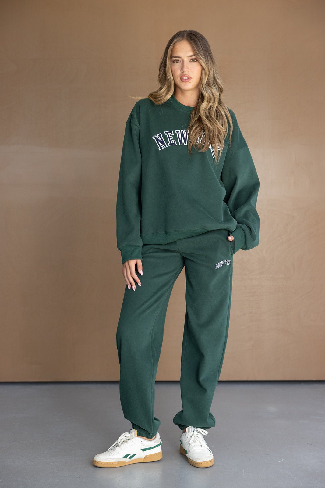 סווטשירט NEW YORK | ירוק - TwentySix