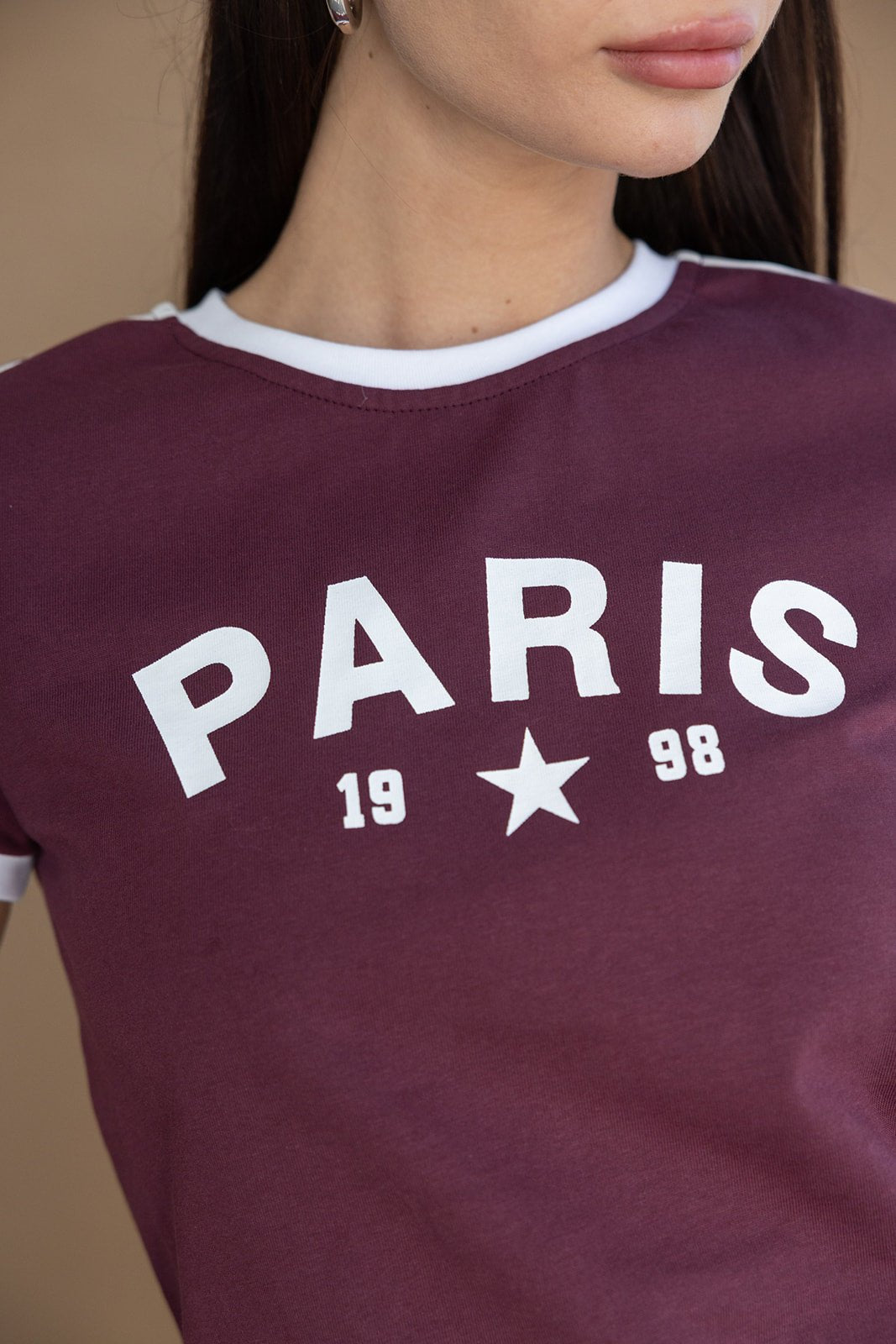 חולצת טי בורדו לנשים עם הדפס לבן PARIS 1998, אופנה לנערות וצעירות