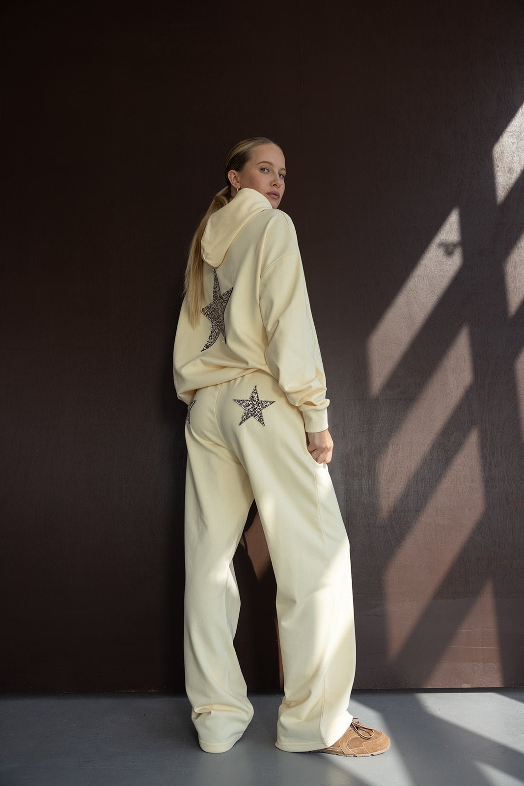 סווטשירט מתיו | צהוב - TwentySix