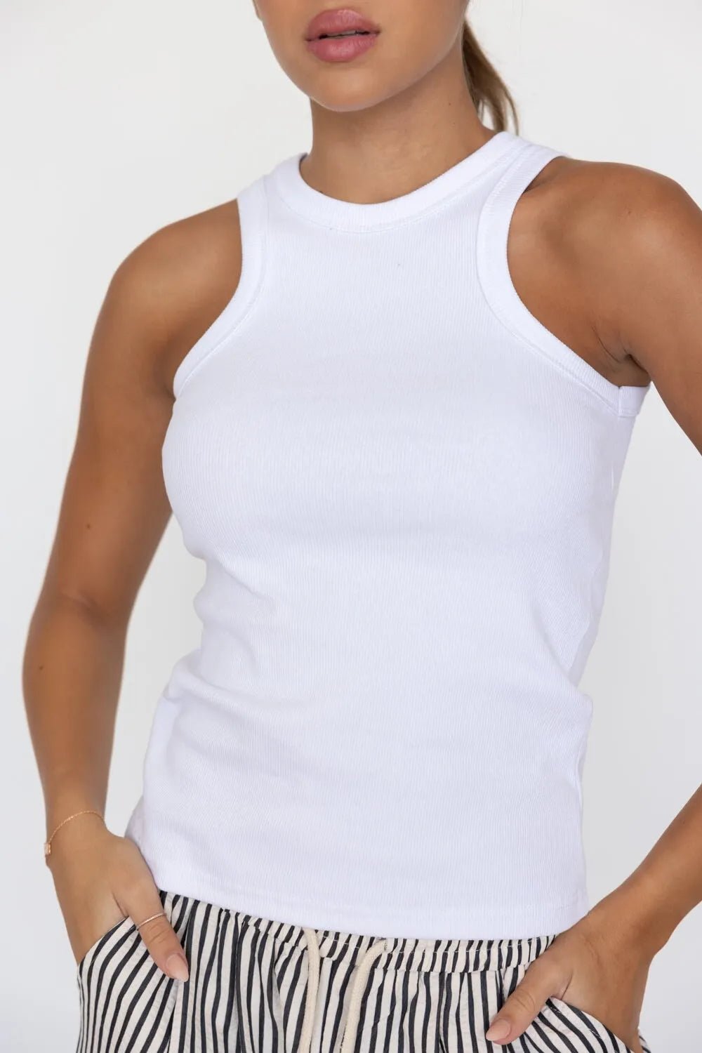 גופיית אלחנדרו TwentySix 