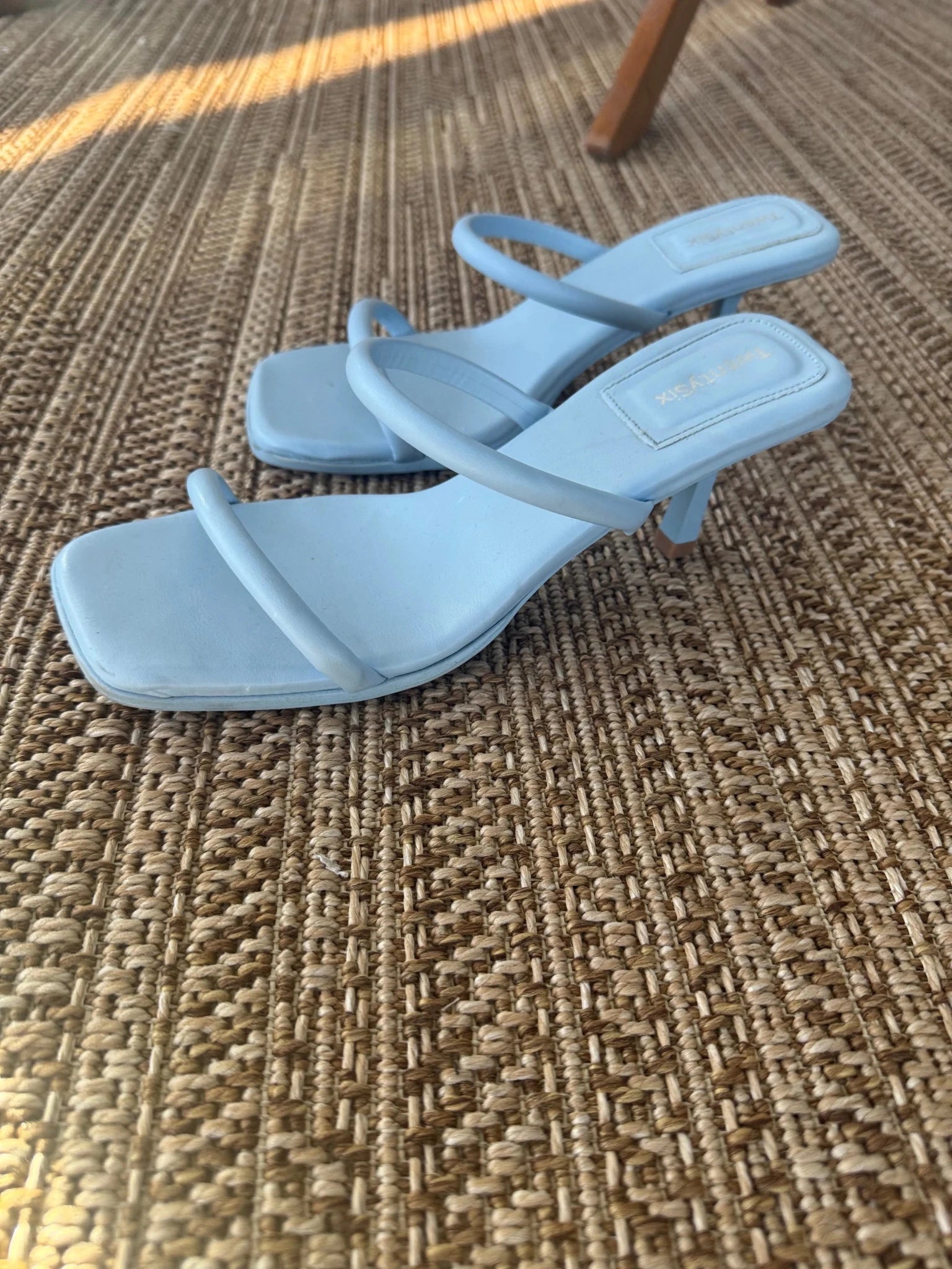 סנדל מרשל תכלת TwentySix 