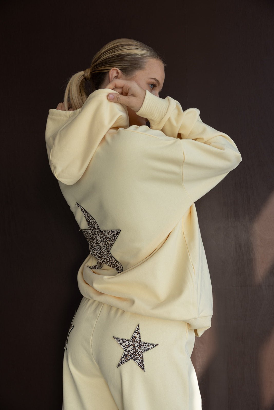 סווטשירט מתיו | צהוב - TwentySix