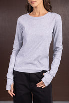 חולצת נשים ארוכה בצבע אפור מלנג' עם שרוולים ארוכים, לבוש יומיומי אופנתי