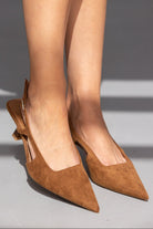 נעלי עקב חומות לנשים, סגנון מחודד אופנתי מעור זמש