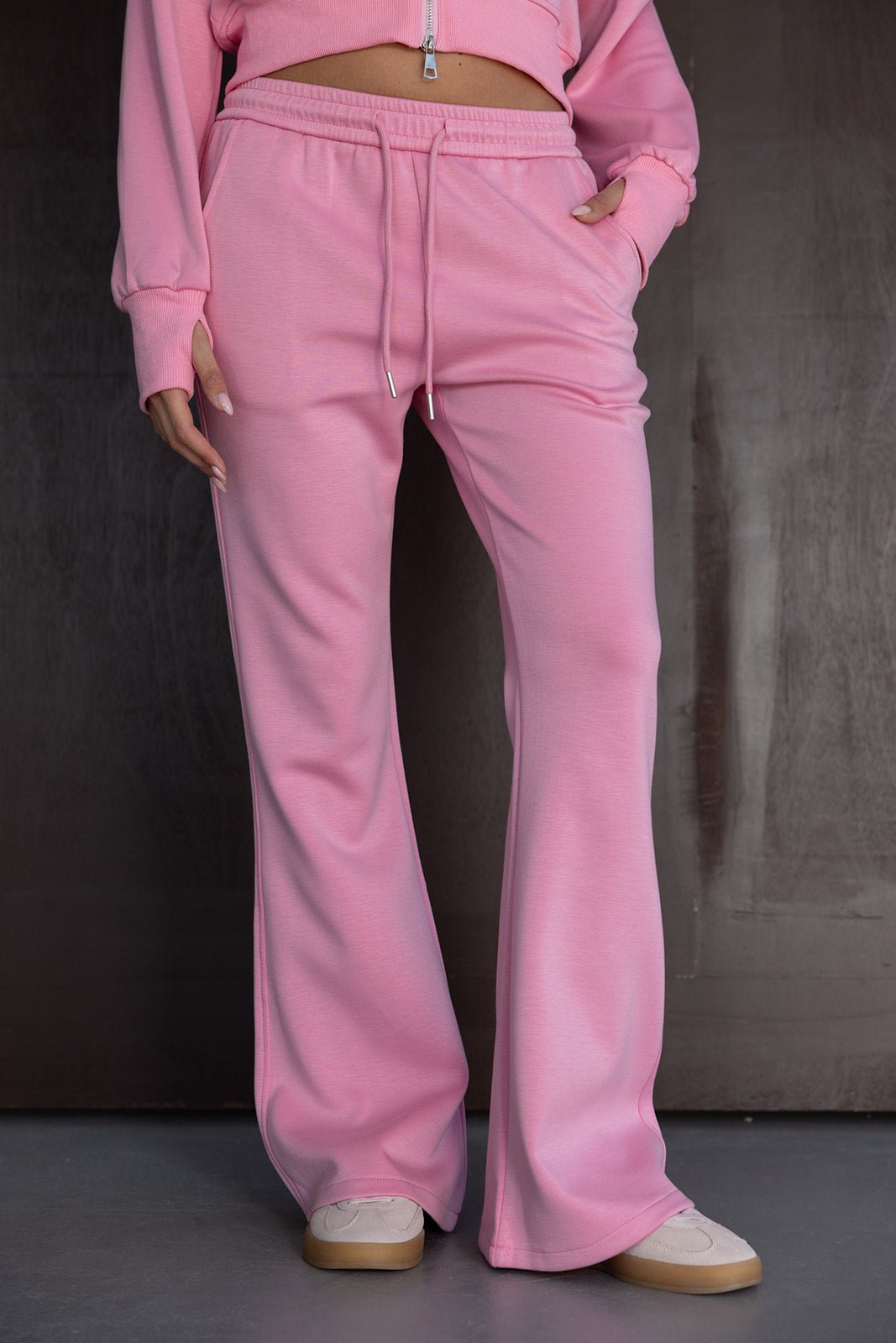 מכנסי טרנינג ורודים לנשים בגזרה רחבה עם כיסים, אופנת נוער עדכנית