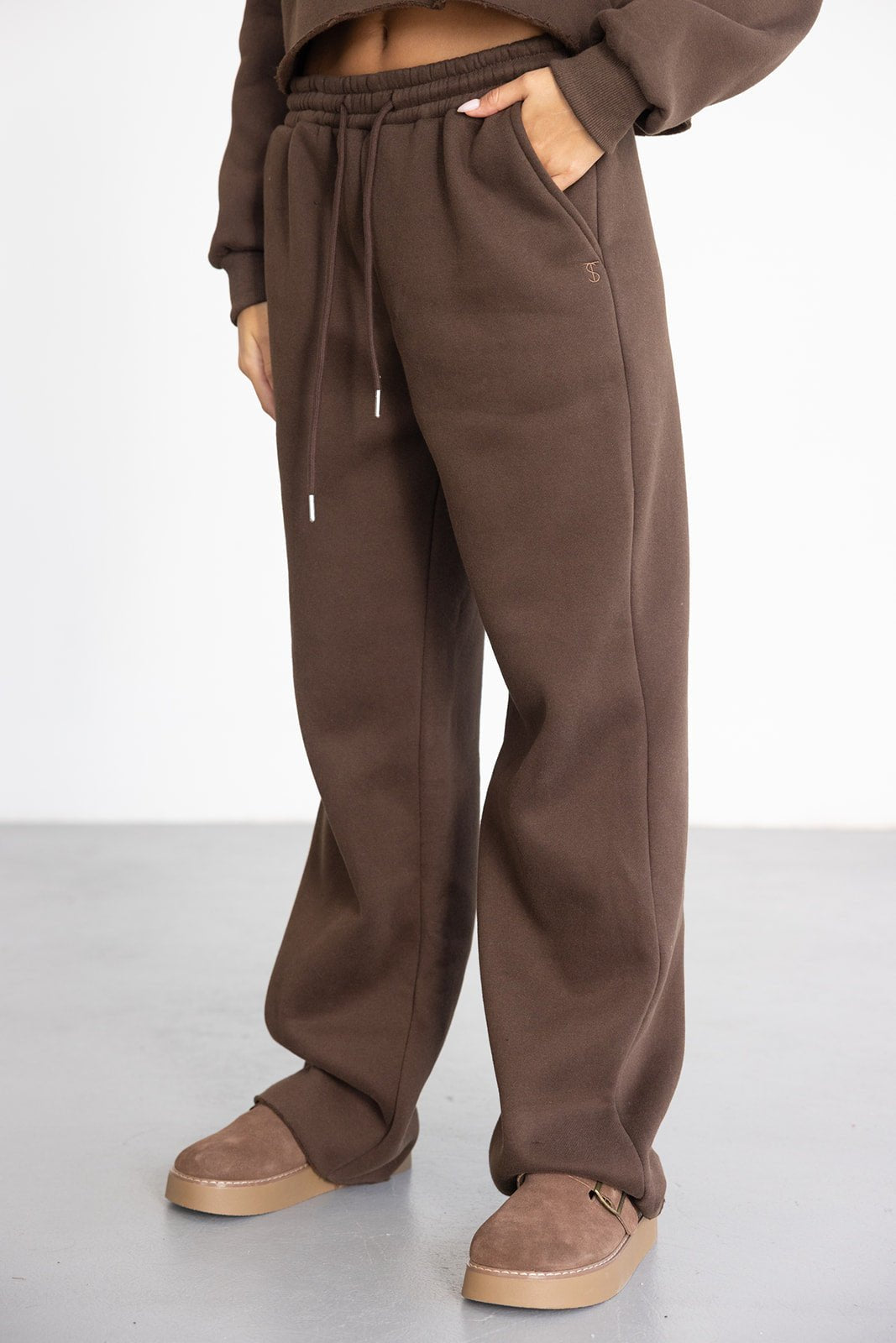 מכנסי טרנינג חומים לנשים בגזרה רחבה, עם שרוך וקו מותן גבוה, אופנת נשים חורף