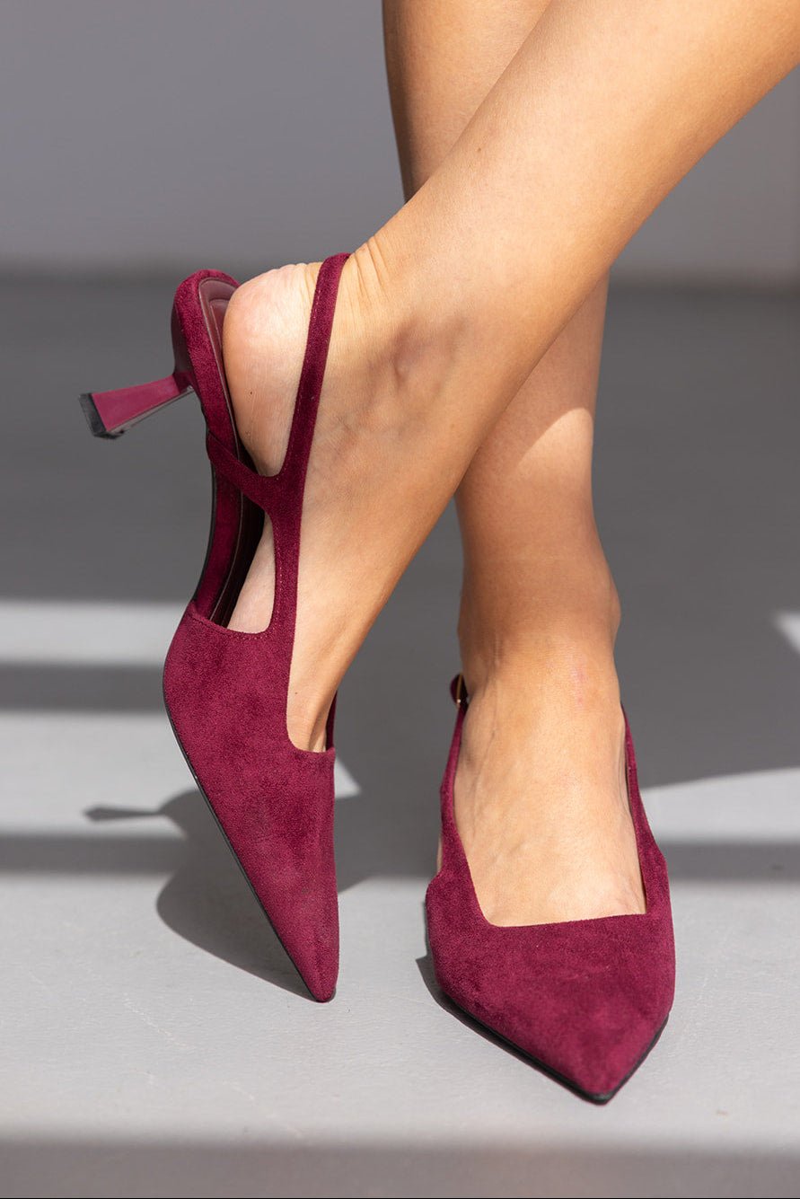 נעלי עקב בורדו לנשים, זמש אלגנטי עם חיתוך פתוח ועקב דק, אופנת נשים קיץ